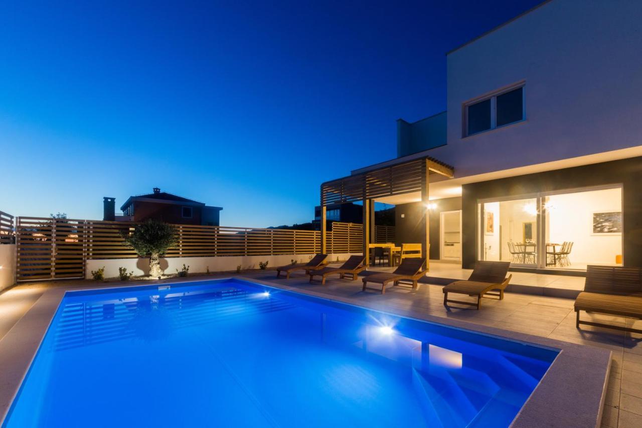 Villa Belveder พาก ภายนอก รูปภาพ